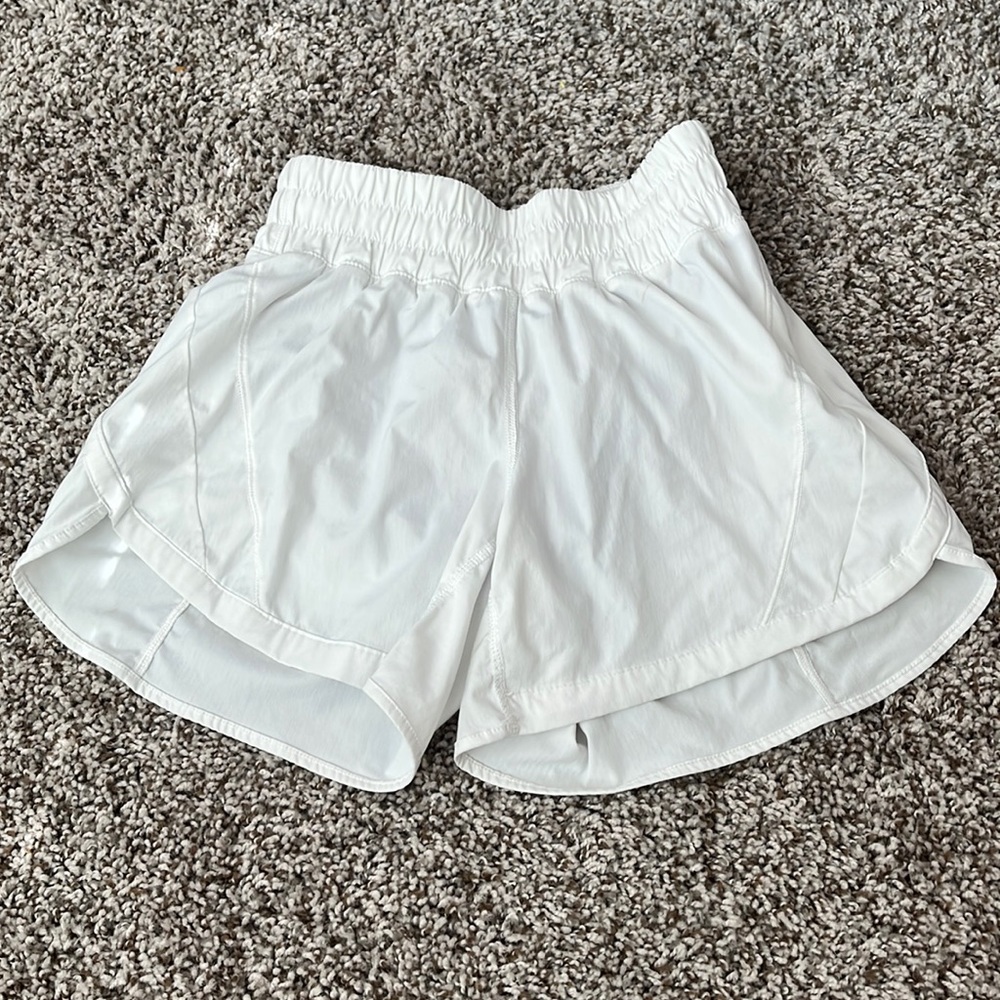 White lulu size 2 4.5 length high rise never warn